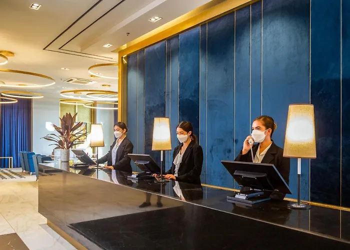 Noble Hotel