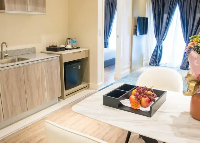 Noble Hotel 3*