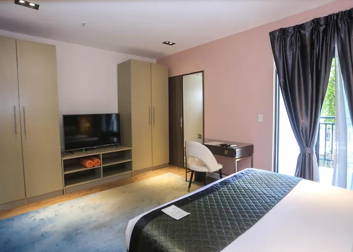 Hotel Noble